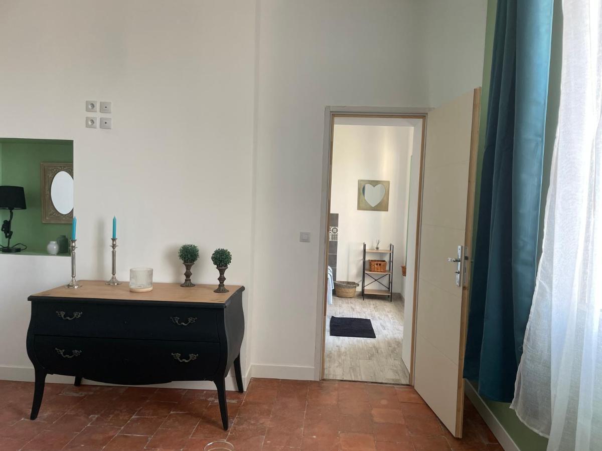 Vergèze Mas De La Forge Noguier Bed & Breakfast エクステリア 写真